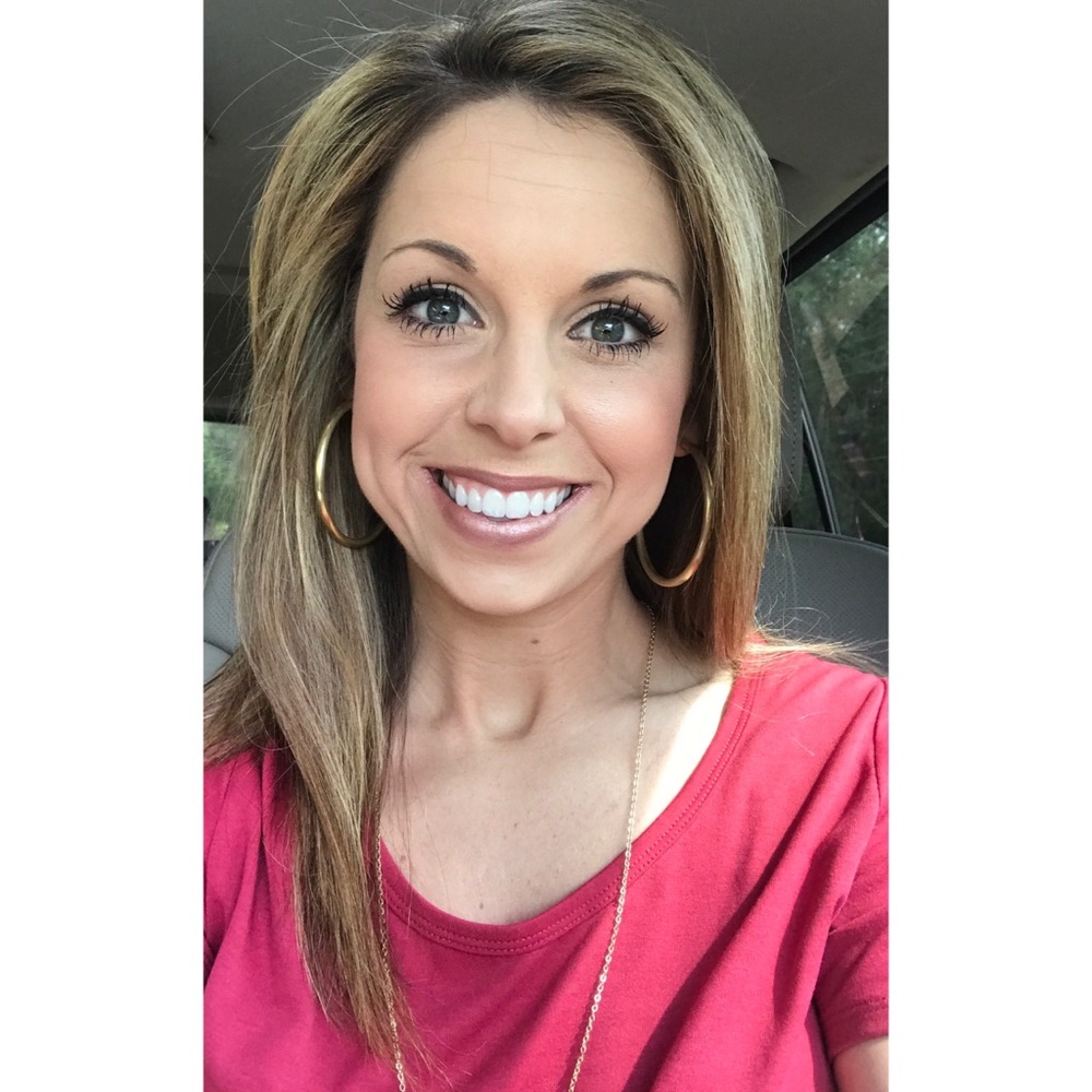 Meet your Posher, Emily